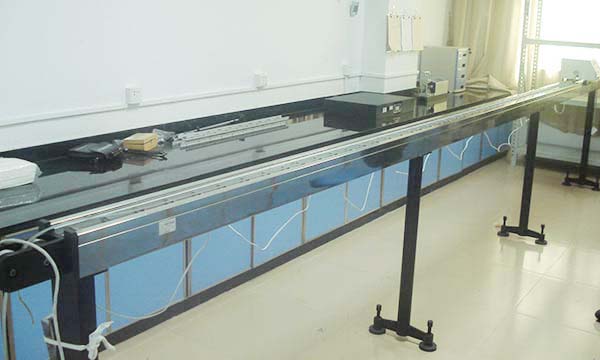 力學(xué)儀器校準圖片